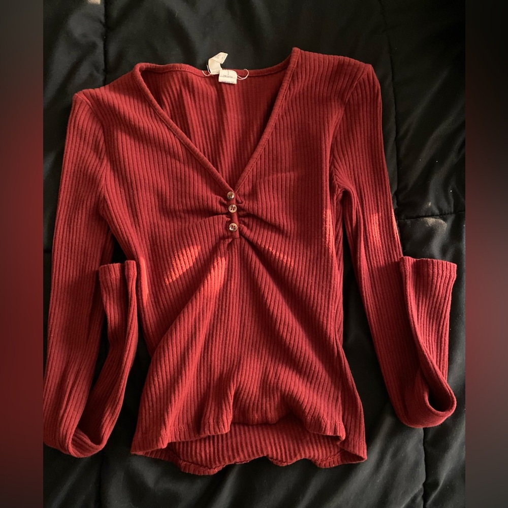Burgundy V neck